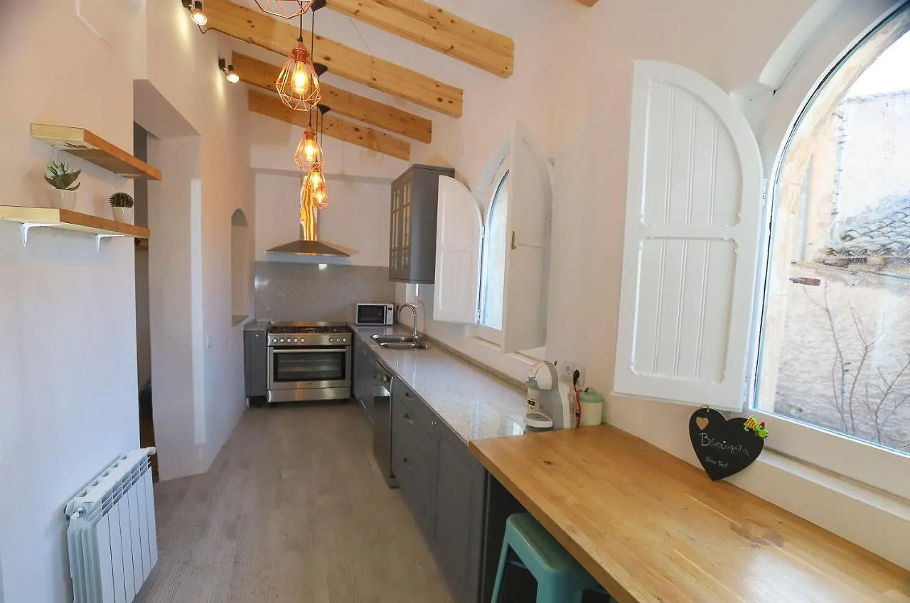 Casa Font Guest House Benissanet Spain