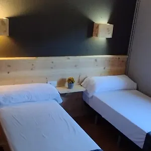 Pensión Casa Pirineus & Deportes De Aventura, Baró